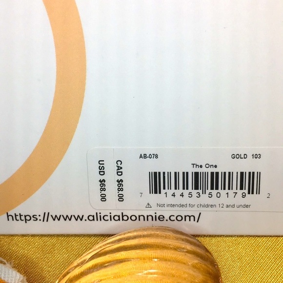 ALICIA BONNIE LA - Picture 4 of 4